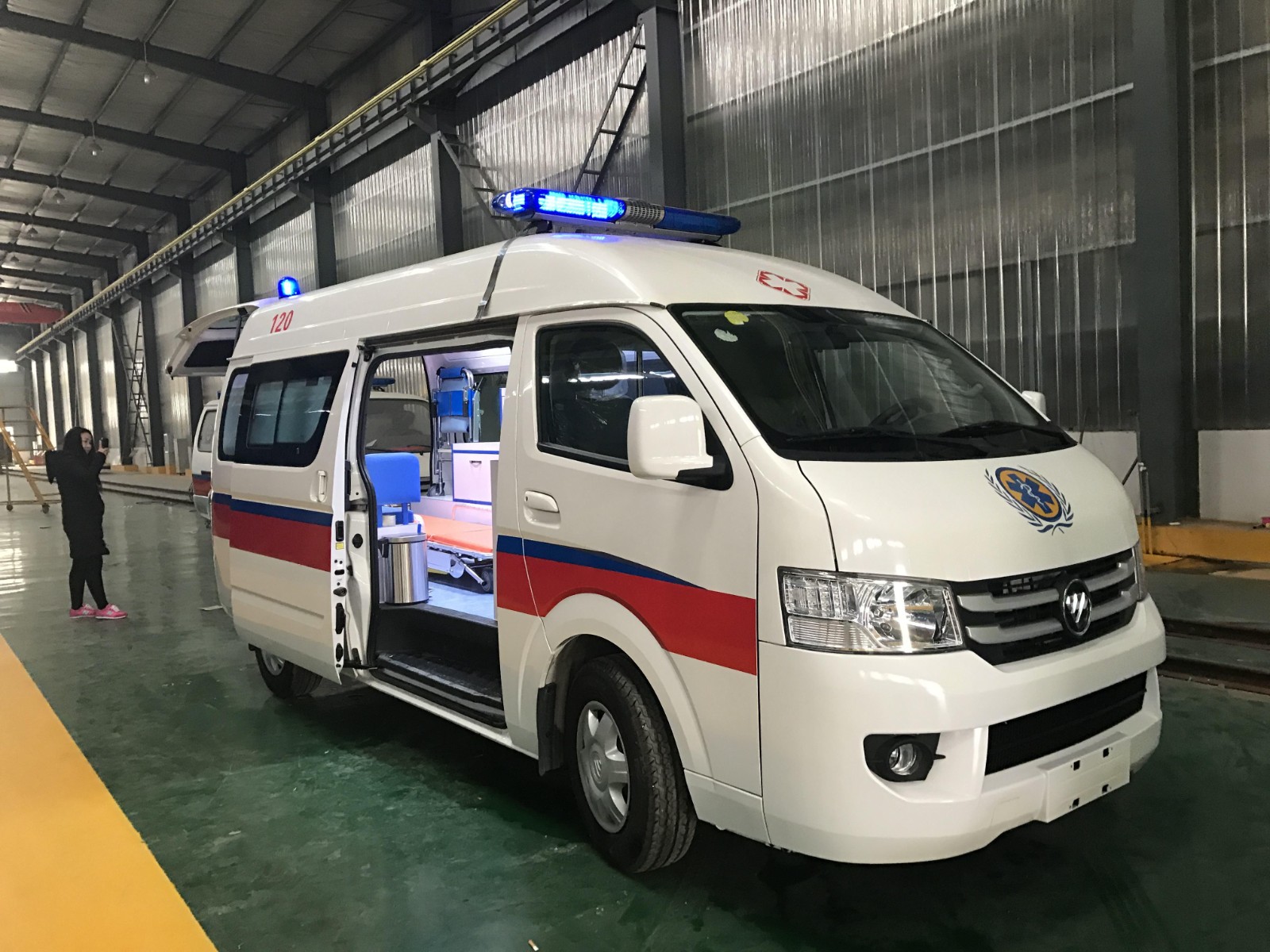 信丰县救护车转院